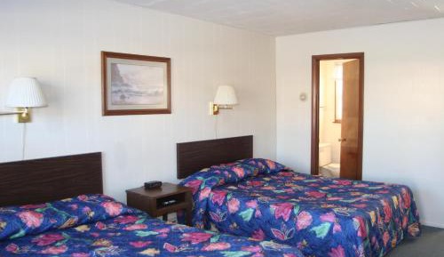 Standard Queen Room