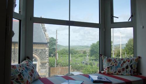 Double Room with En-suite and Mountain View