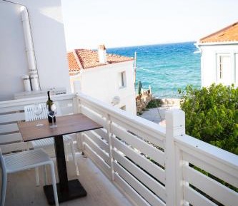 Double Room with Balcony and Sea View