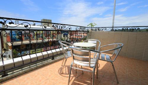 Quadruple Room with Balcony