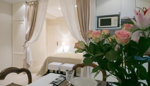 Romantic Maisonette 