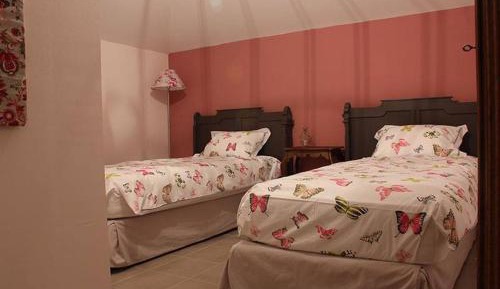Double or Twin Room with Private Bathroom