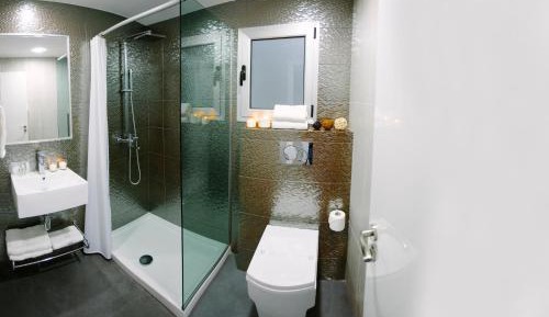 Junior Suite with Terrace and Exterior Shower