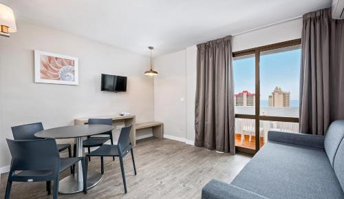 One-Bedroom Apartment (4 Adults)