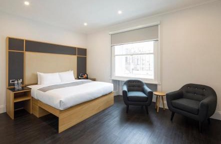 Club Junior Suite