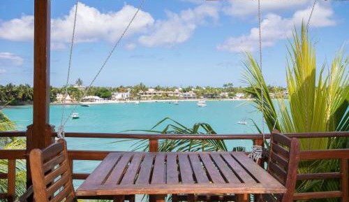 Seafront Two-Bedroom Apartment 