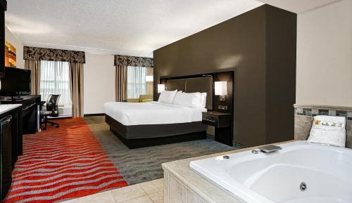 King Room with Jetted Tub