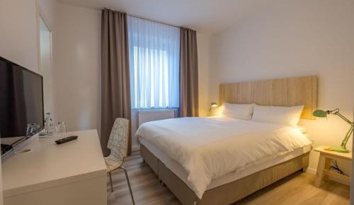 Double or Twin Room with Shower