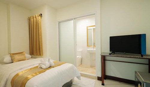 Single Room with Private Bathroom