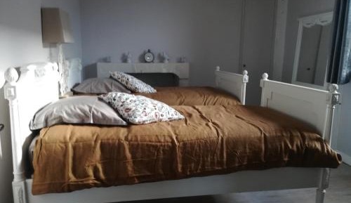 Twin Room with Private Bathroom