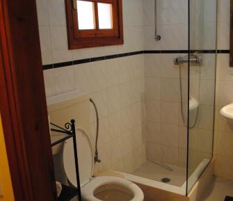 Studio (2 Adults)