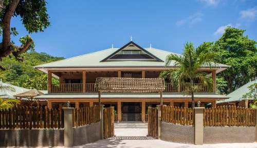 Villa - Beach Front