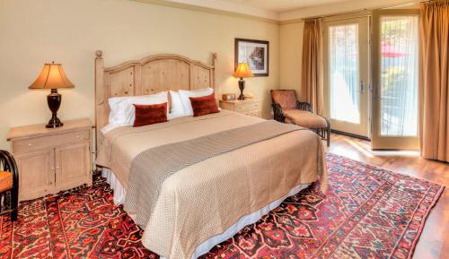 King Room with Balcony