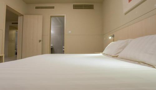 Business Suite A