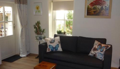 One-Bedroom Holiday Home