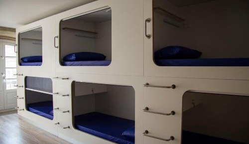 Bunk Bed in Mixed Dormitory Room