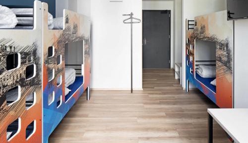 Bed in 8-Bed Mixed Dormitory Room