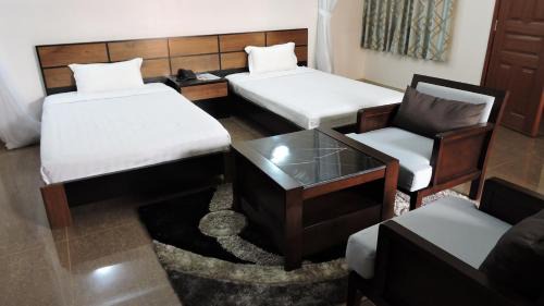Standard Twin Room