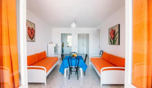 Two-Bedroom Apartment (6 Adults)