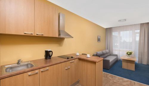 Two Room Family Room with Kitchenette with Spa Access