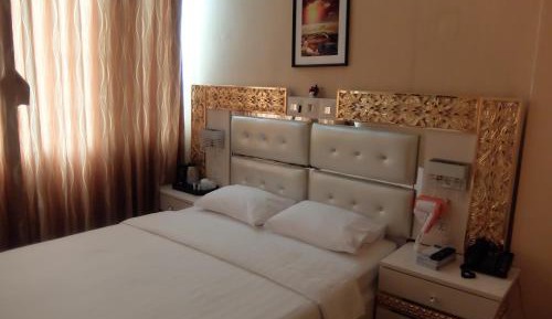 Grand Deluxe Double Room