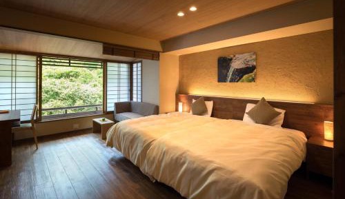 Twin Room with Mountain View