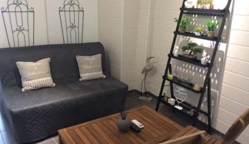 Family Room with Private Bathroom - Goya