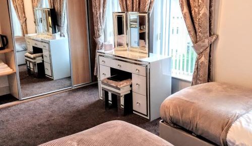 Deluxe Twin Room