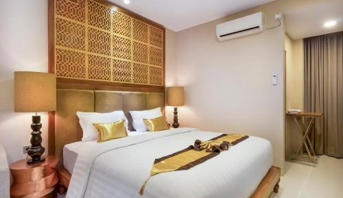 Double Room with Pool View