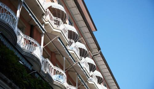 Single Room with Balcony Lake Side
