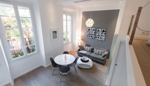 Apartment - Split Level