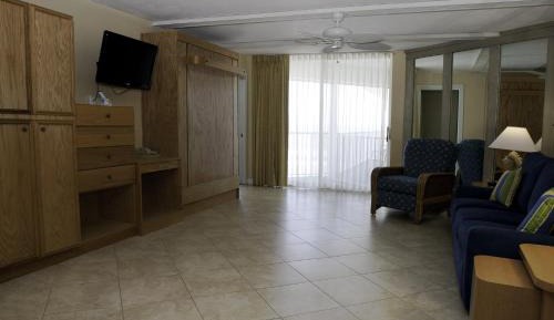 Two-Bedroom Apartment with Ocean View