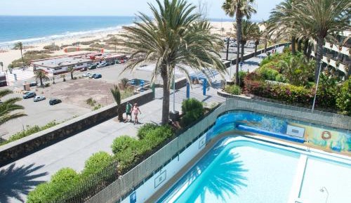 Deluxe Apartment Exterior with Sea View