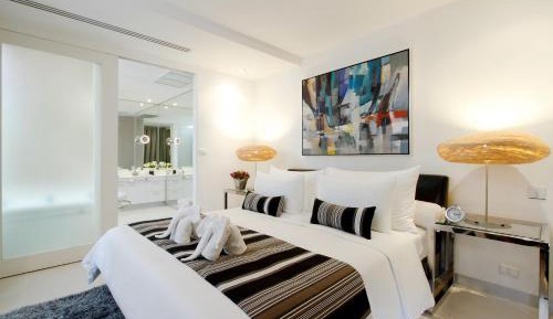 Grand Deluxe One-Bedroom Suite