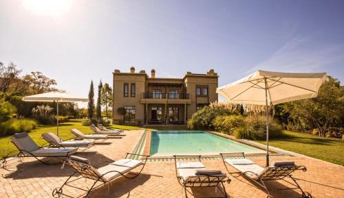 Deluxe Villa