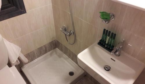 Deluxe Double Room with Side Sea View