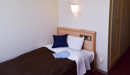 Standard Single Room with Private Bathroom