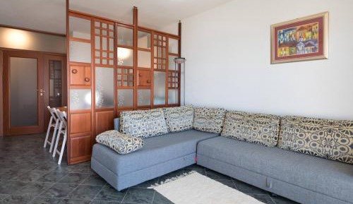 Studio Apartment with Sea View