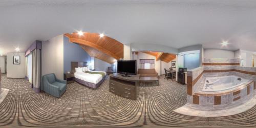 Superior King Studio Suite - Non-Smoking