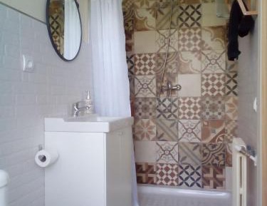 Triple Room with Private Bathroom