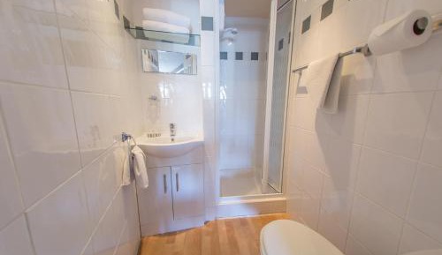 Quadruple Room with Bathroom