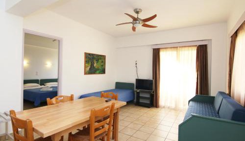One-Bedroom Apartment with Balcony