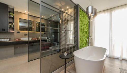 Deluxe Double Room with Bath