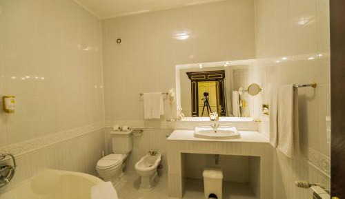 Executive Double Room with Two King Beds and  Balcony