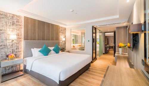 One Bedroom Premier Suite