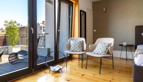 Apartment with Terrace