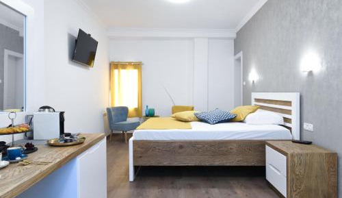 Deluxe Room with Balcony