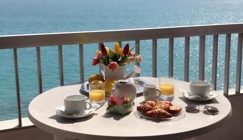 Standard Triple Room with Sea View