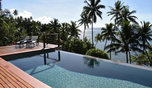 Four Bedroom House with Pool