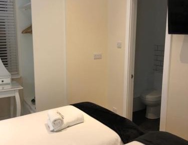 Classic Twin Room